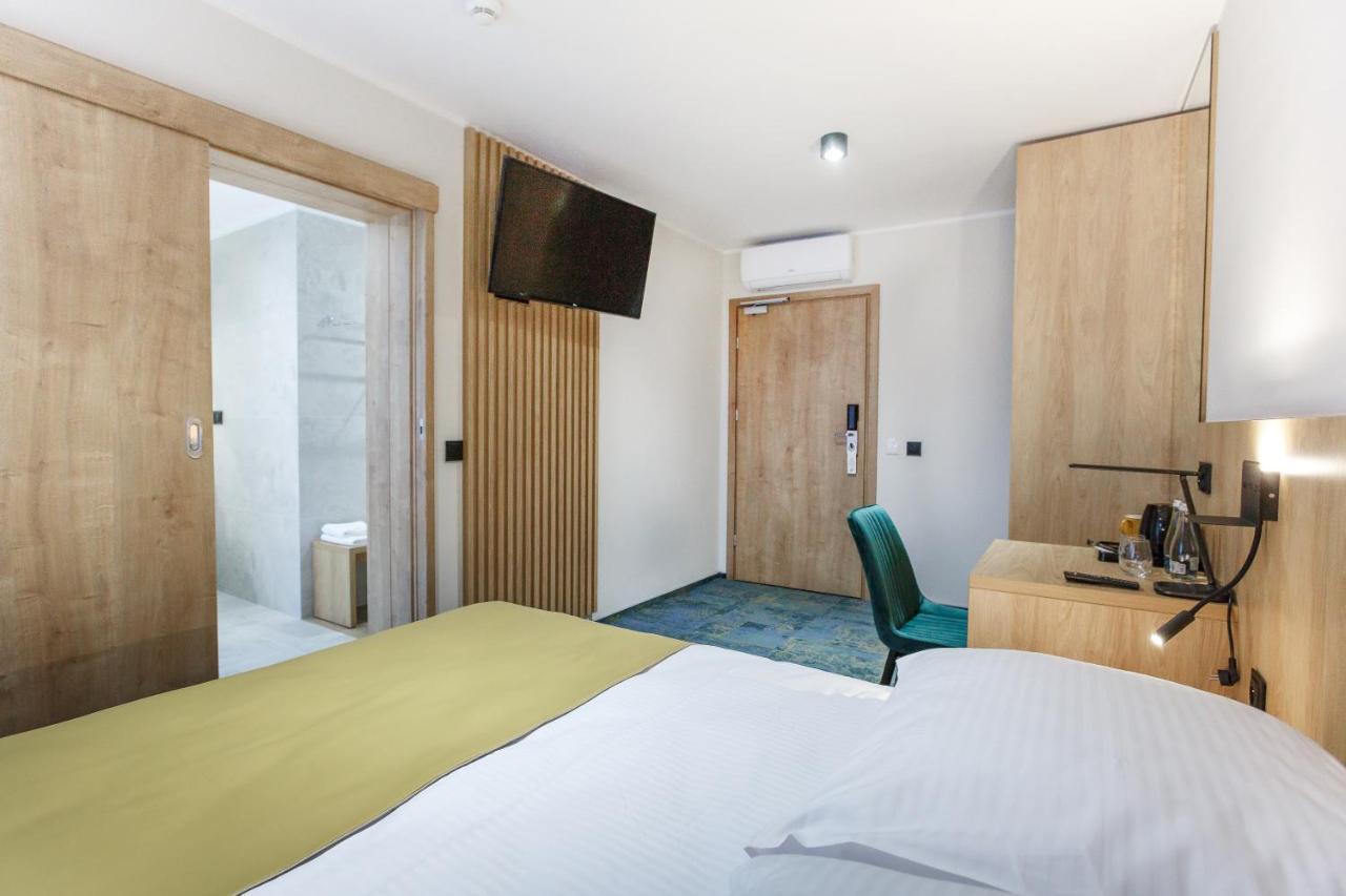 Hotel Gromada วอมซา ภายนอก รูปภาพ
