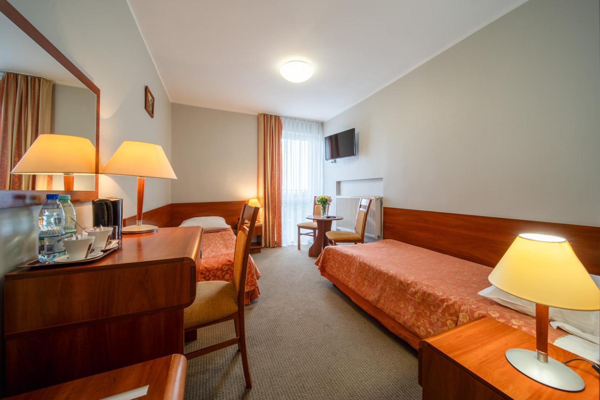 Hotel Gromada วอมซา ภายนอก รูปภาพ