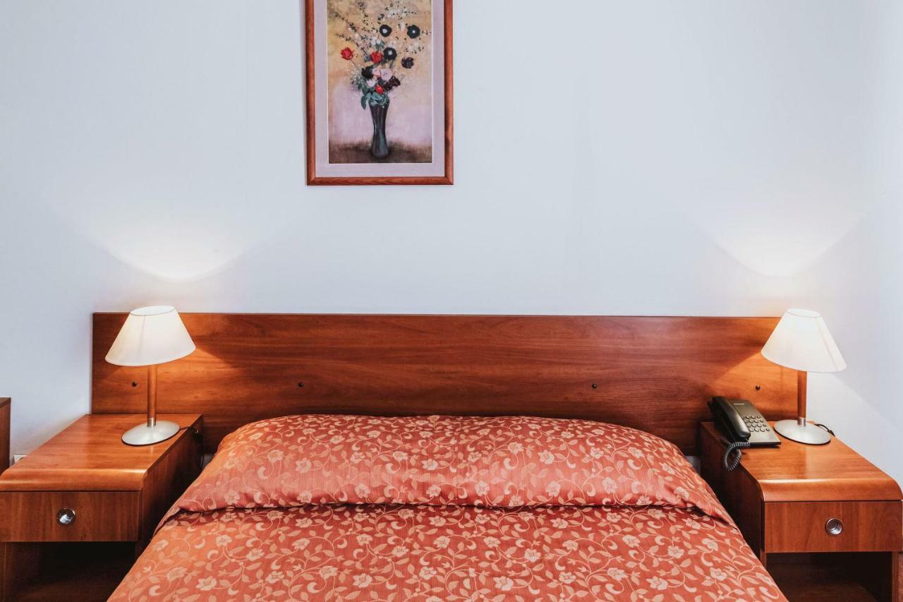 Hotel Gromada วอมซา ภายนอก รูปภาพ