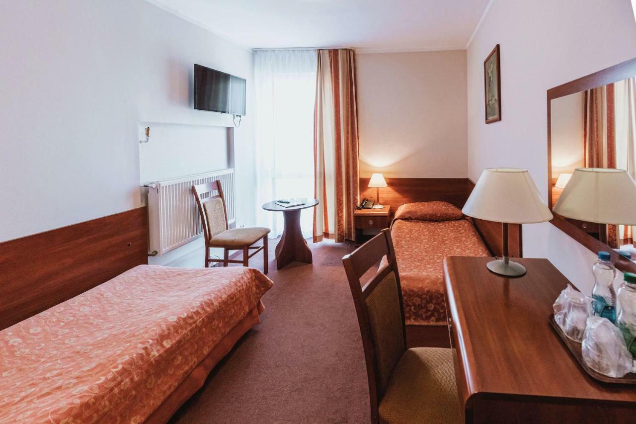 Hotel Gromada วอมซา ภายนอก รูปภาพ